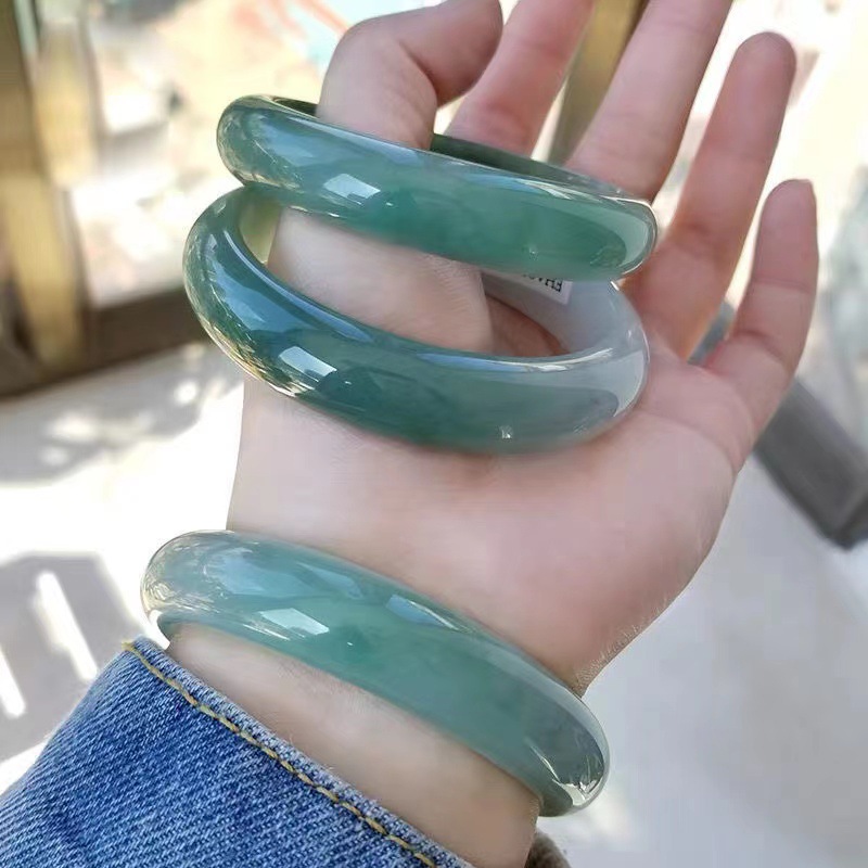 Natural Burmese Type A Jadeite Bracelet Jade Bangle_voghion.com