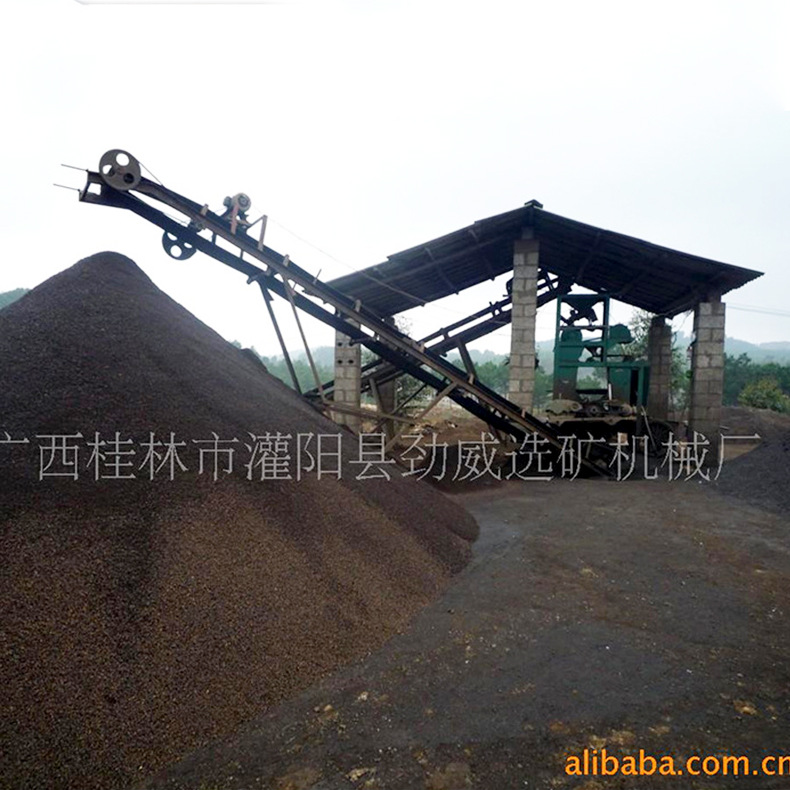 厂家供应湿式强磁磁选机 水选机 永磁磁选机选矿设备