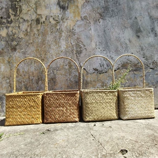 Handmade Seaweed Woven Basket (Golden grass craft) with Straw Handle — Natural Gift & Storage, 18×18×32 cm