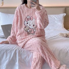 ケイティ猫熊サンゴのパジャマ冬フランネルの厚いズボンの甘いアニメのかわいい家庭服セット