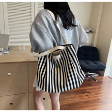�¿�l�y�������������r�Іμ�W��Ů��ُ����͹�Ҹ���������ذ�