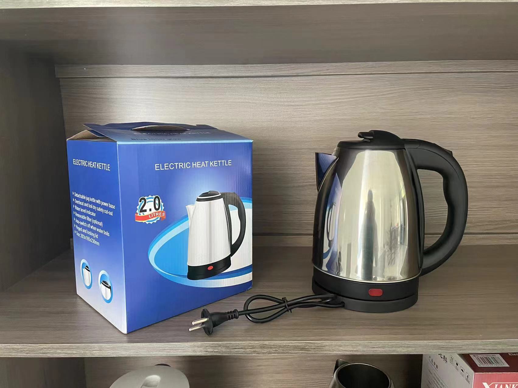 Dos enchufe redondo ordinario 2L Hervidor eléctrico