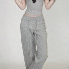 �nϵ����һ���וr�л�ɫ��������T��Ů���ĳ��K�������ѝ�ɼ���