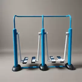 健身路径;跑道草坪;羽毛球网