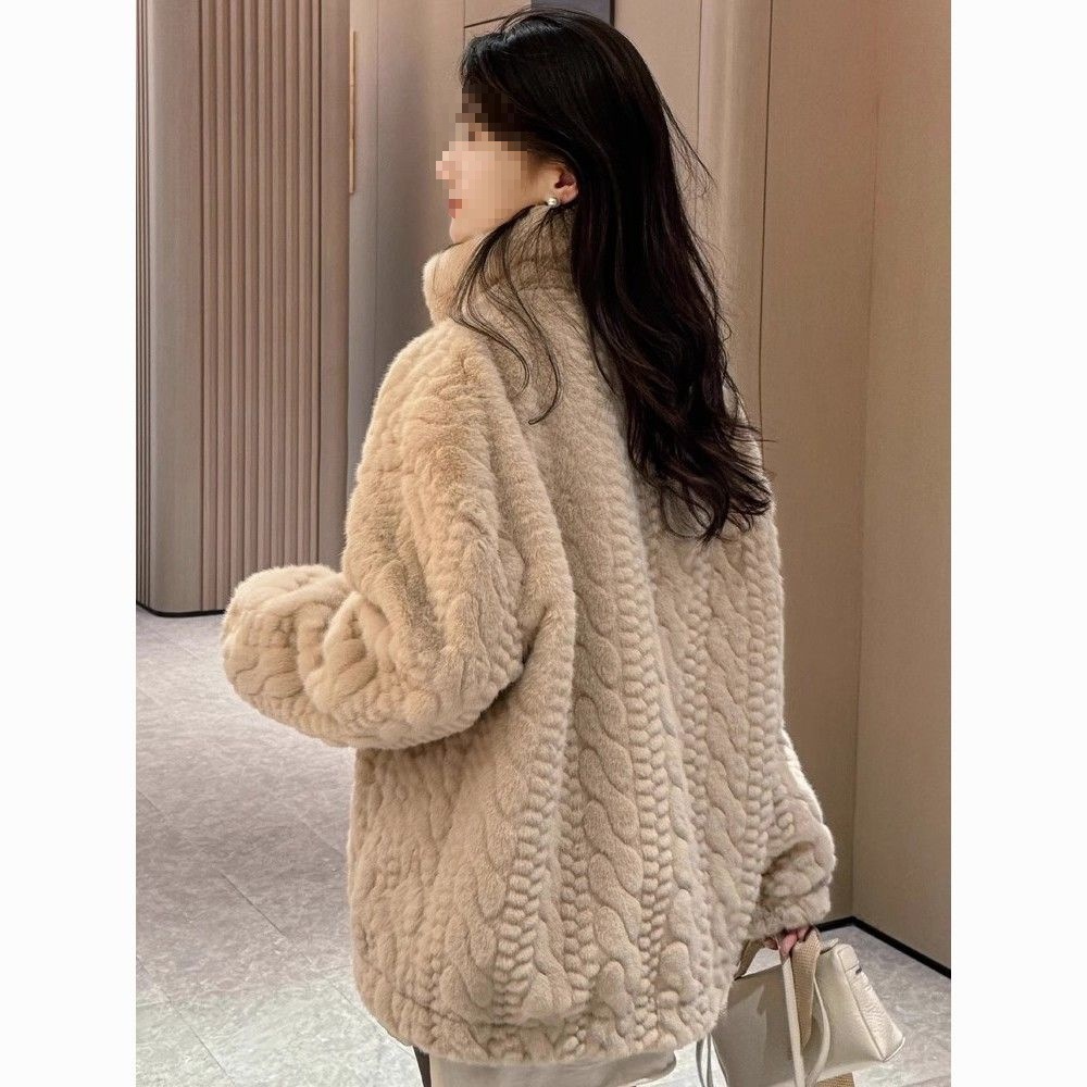 獭兔毛皮草外套女年轻款2024冬季韩版宽松立领加厚水貂毛麻花大衣