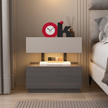 意式极简床头柜现代创意悬浮实木床边柜卧室轻奢高级感收纳储物柜