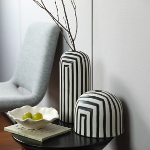 Creative Medieval Black and White Stripesd Ceramic Vase Living Room Flower Arrangement Model Room Simple Art Soft Decoration Ornaments