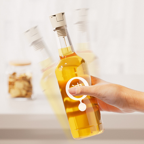 Automatic open and close oil pouring bottle silicone plug, leak-proof multi-purpose oil pouring spout kitchen soy sauce vinegar bottle plug
