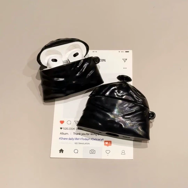 Trash bag + caravan