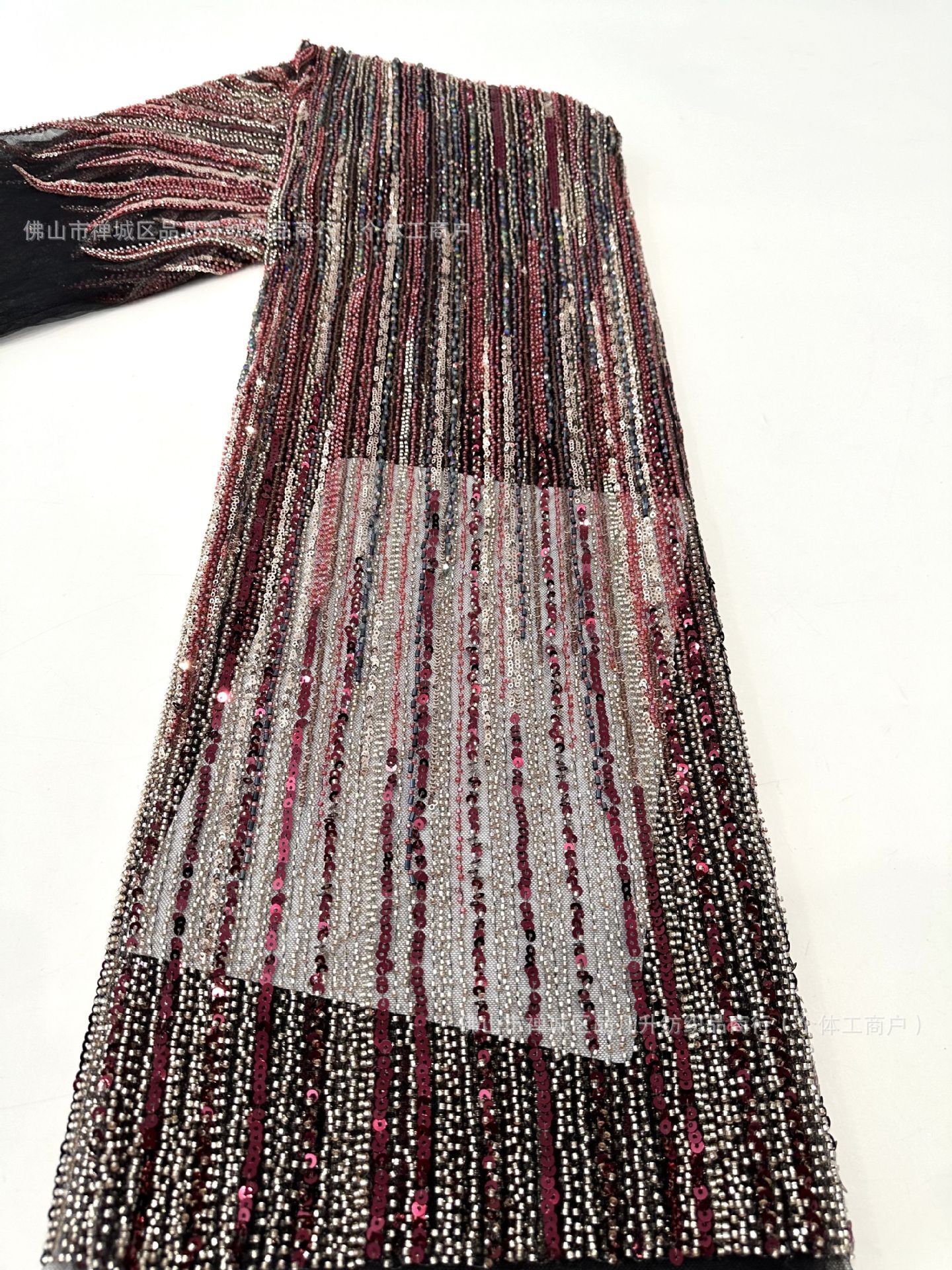 Tubo de perlas bordado Gaoding vestido de boda cena de moda vestido de tela de bordado de tela de rayas verticales Ganman
