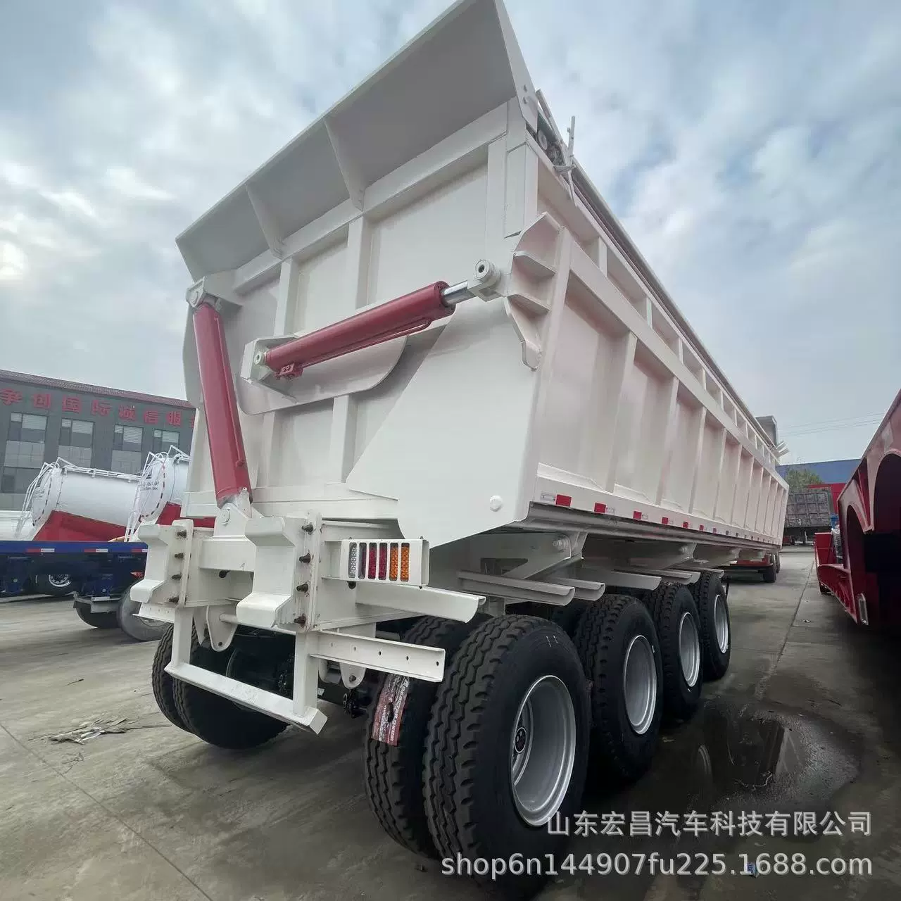 跨境供应四轴側翻自卸挂车渣土煤炭运输半挂车集装箱側翻自卸车