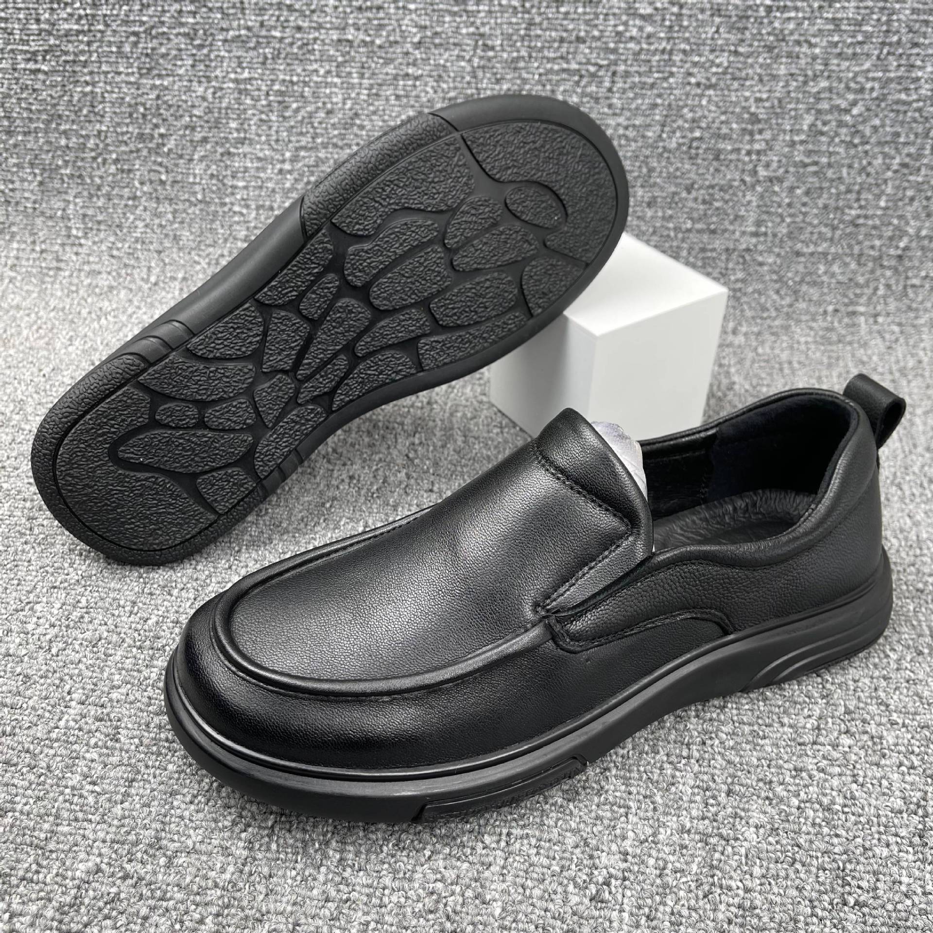 Zapatos de cuero casuales de cuero de vaca para hombres, zapatos de cuero de base gruesa, zapatos de hombre, zapatos de hombre, manejo de zapatos