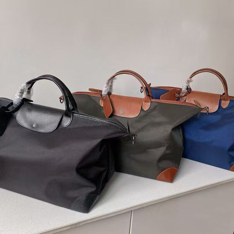 French Longchamp High-Quality Nylon Tote Carry-On Bag, Portable Lightweight Shoulder Crossbody Bag, Large Capacity for Commuting French Longchamp High-Quality Nylon Tote Carry-On Bag, Portable Lightweight Shoulder Crossbody Bag, Large Capacity for Commuting