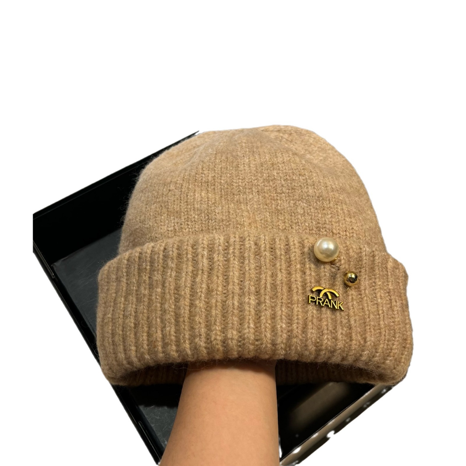 Version coréenne du nouveau bonnet tricoté en laine mélangée chaude d'hiver Xiaoxiangfeng Pearl, bonnet à orteils à la mode et doux_voghion.com