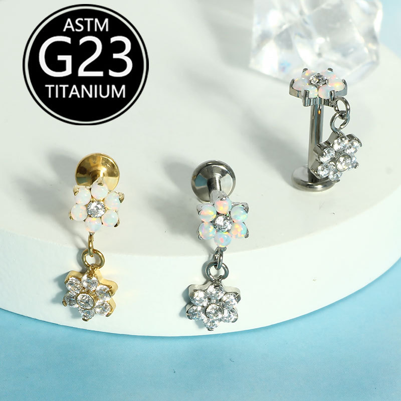 Pointed titanium steel lip stud product view