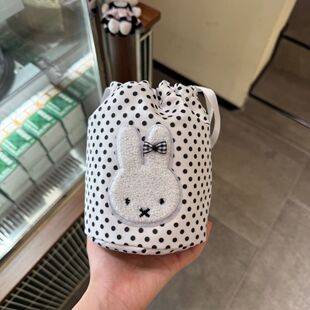 �ɐ۲��c���ӳ��K����Ů�ı�y���y���W��ins�L�ռ{СͰ��