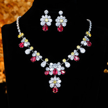 �羳���b �W���L΢��ʯ��tɫ�����S�������ճ������i��Ů