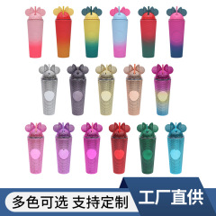 国境を越えたメーカーは二重のプラスチックストローカップに蝶結びのコップを持って携帯して手をつないで創造的なザクロ蓮カップを提供している