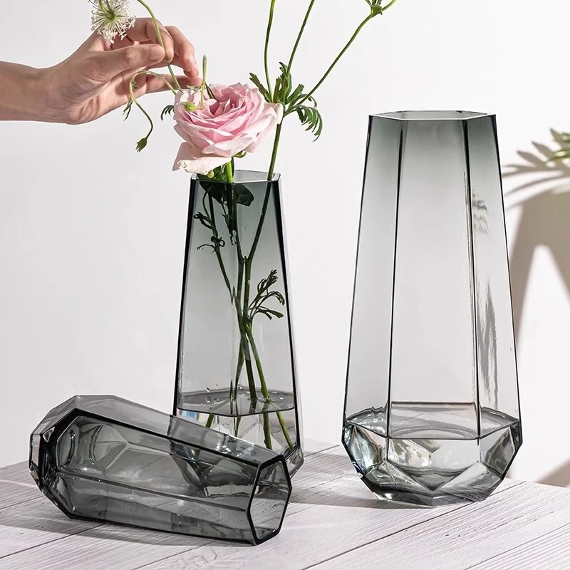 Light Luxury Vase for Flower Arrangement, High-End Glass Transparent Hydroponic Large-Diameter Vase for Water-Grown Lucky Bamboo, Fresh Flower Vase, Living Room Decoration Light Luxury Vase for Flower Arrangement, High-End Glass Transparent Hydroponic Large-Diameter Vase for Water-Grown Lucky Bamboo, Fresh Flower Vase, Living Room Decoration
