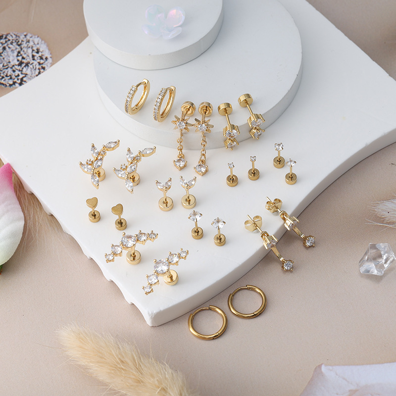 Labret piercing jewelry detail image