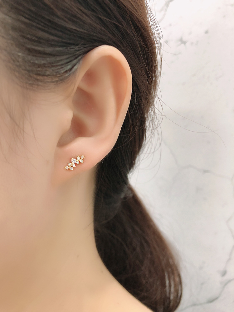 Fashion Geometric Silver Inlay Zircon Ear Studs 1 Pair display picture 1