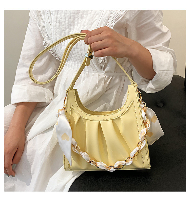 Summer Bag For Women 2021 New Trendy Fashion Crossbody Bag Pleated Cloud Bag Shoulder Bag Line Large Capacity Mobile Phone Bag display picture 13