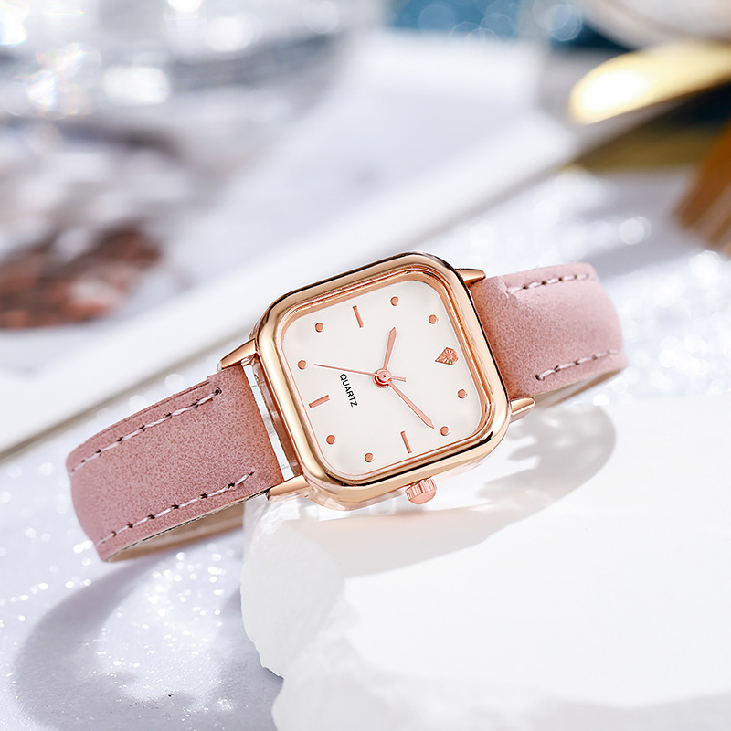 Pequeño cuadrado, simple, casual, regrabado, estilo ins, luz de nicho, lujo, temperamento grande, cuarzo, reloj de mujer, blanco