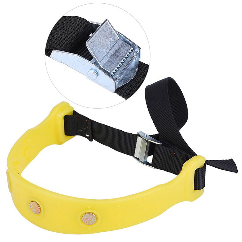 Factory Direct Sales of Thickened Anti-Skid Chains for Car Tires, Suitable for Cars, Suvs, and Commercial Vans, Universal Emergency Recovery Chains