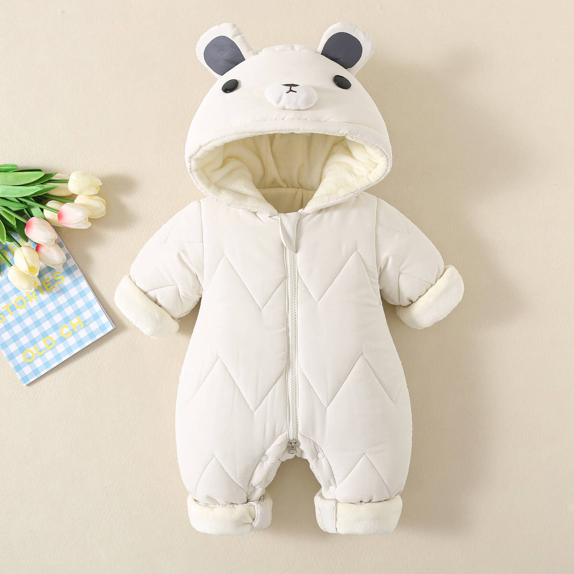 Otoño e invierno para hombres y mujeres bebé lindo traje de escalada con capucha grueso invierno más terciopelo bebé versión coreana del mameluco cálido