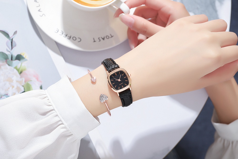 Versiune coreeană a ceasului cuarț parfumat în stil Sen, cu cadran mic, ceas personalizat pentru studenți și volum de funcționare pentru femei._voghion.com