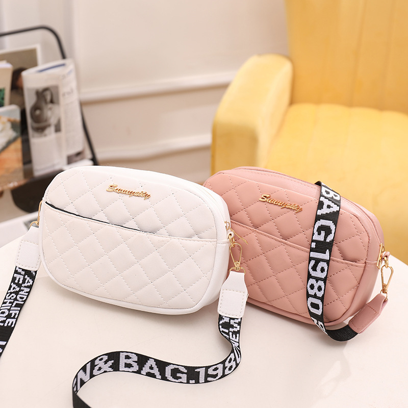 Bolso de mujer 2023 bolso de mujer de comercio exterior del sudeste asiático al por mayor nuevo bolso de mochila de hombro casual bordado bolso de mochila image 4