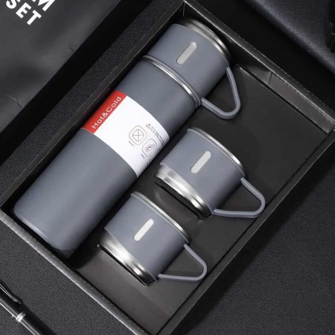 Regalo Taza de aislamiento de acero inoxidable 304 Taza de agua de negocios Una taza Juego de caja de regalo portátil de tres cubiertas Logotipo imprimible