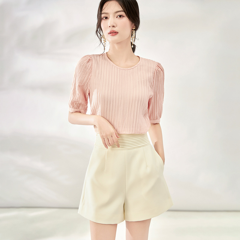 D2315209 - Hồng