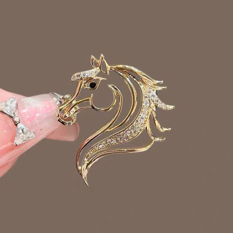 Exquisite Pferde Brosche Luxus Modeschmuck Für Elegante Kleidung_voghion.com