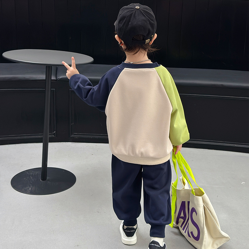 Dětské oblečení Malé a střední děti, ležérní volný módní top s písmeny, módní sada dvou sad_voghion.com