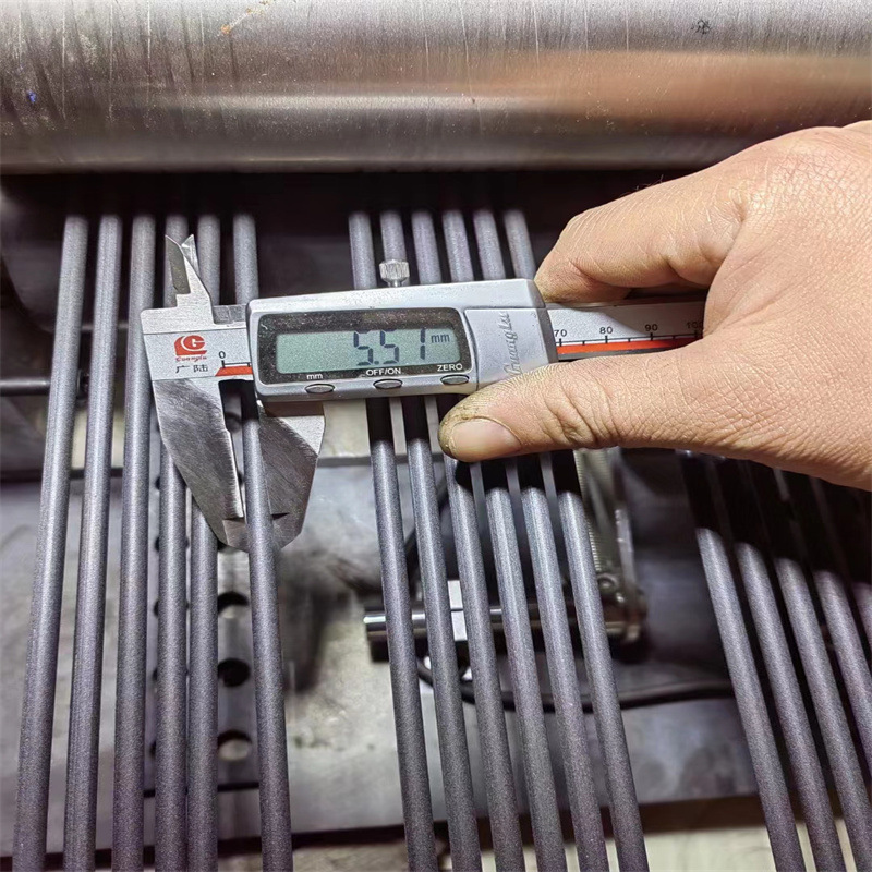 加碳纤PEEK板 强度 耐磨CA30聚醚醚酮 黑色 CF30导电PEEK棒