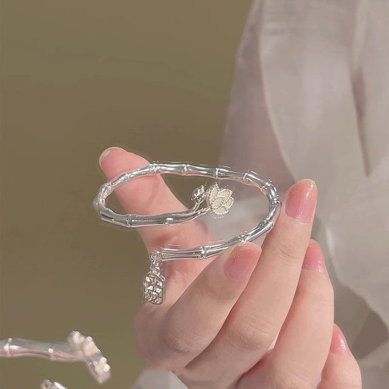 Nuevo estilo chino de bambú Lotus pulsera abierta elegante nicho de alta calidad exquisita pulsera de estilo nacional para las mujeres