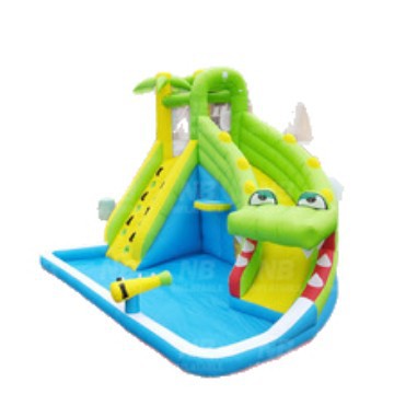 Casa pequeño cocodrilo niño cama de salto interior al aire libre tobogan de agua cama de salto pequeña casa traviesos castillo inflado