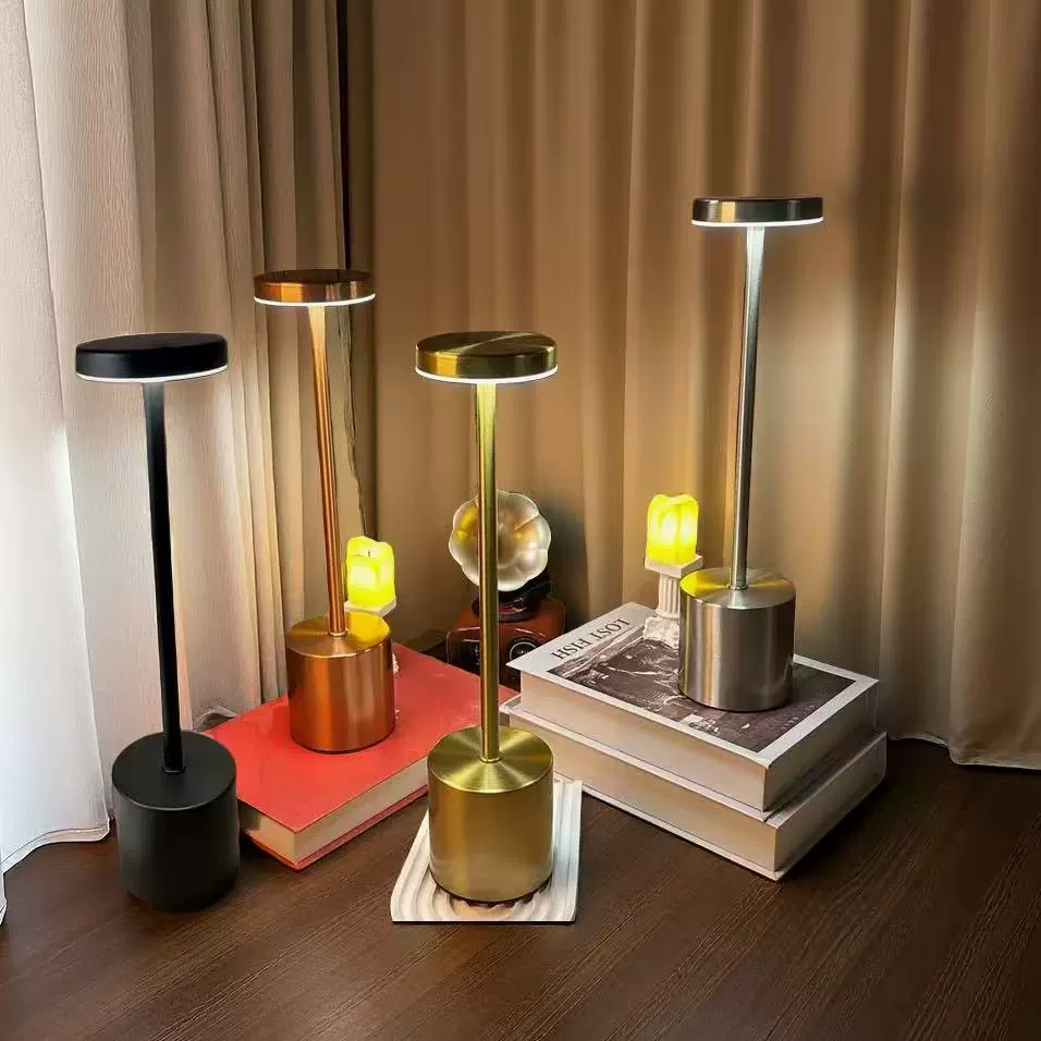 Трансграничный минималистичный светодиодный настольный светильник Word Word USB зарядка ретро металлический ночной свет атмосфера бар стол атмосферный светильник