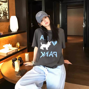 ��īԭ�SJennie������ͬ���n�挒��ӡ������T��Ů����2025���b��