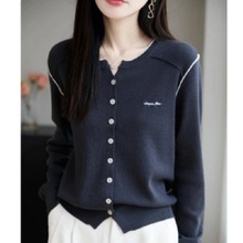 ��ʽ�OӋ�д̽���ĸƴɫᘿ��_��Ů2025�¿��@���L�䱣ů��������