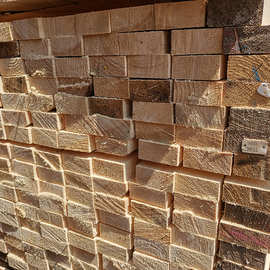 建筑木方4x8方木4米厂家批发原木现开不带皮根根笔直四面见线