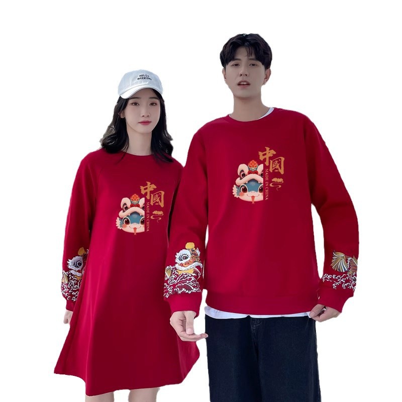 새로운 중국 스타일 국가 스타일 커플 의류 플러스 사이즈 년 뱀 신년 의류 1 원피스 스커트 기모 레드 원피스 크루 넥 스웨터