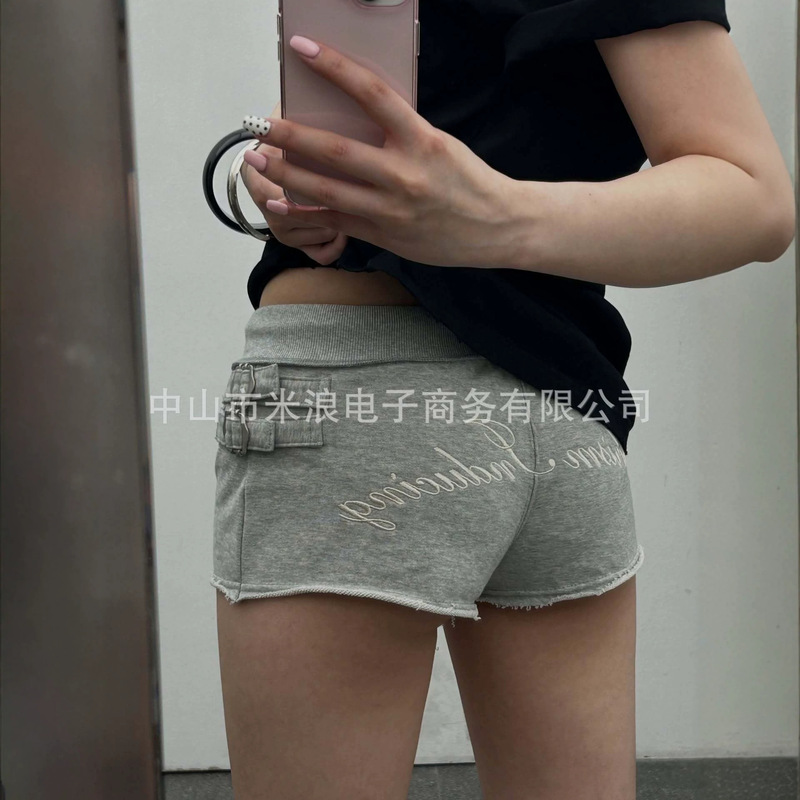American-Style Design, Mature and Sexy Style, Irregular Sexy Hot Girl Shorts, Metal Decoration, Personalized High-End Shorts
