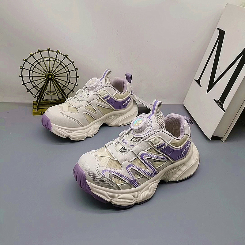 Zapatos de cuero para niñas, verano y otoño de 2025, nuevo estilo Mori, zapatos de princesa para niña, zapatos antideslizantes para niños pequeños y medianos