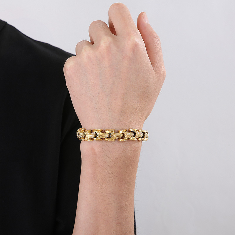 68g Weight Vacuum Plating Gold Plating Process 18K Real Gold Plated Plating Material Bracelets Classification 304 Stainless Steel Chain Material 1 Piece Quantity Street Occasion 304 Stainless Steel Material Rhombus Pattern Men's Gender Casual, Punk Style Casual Punk Rhombus Titanium Steel 18K Gold Plated Vacuum Plating Men's Bracelets Men's Chain Bracelets 11