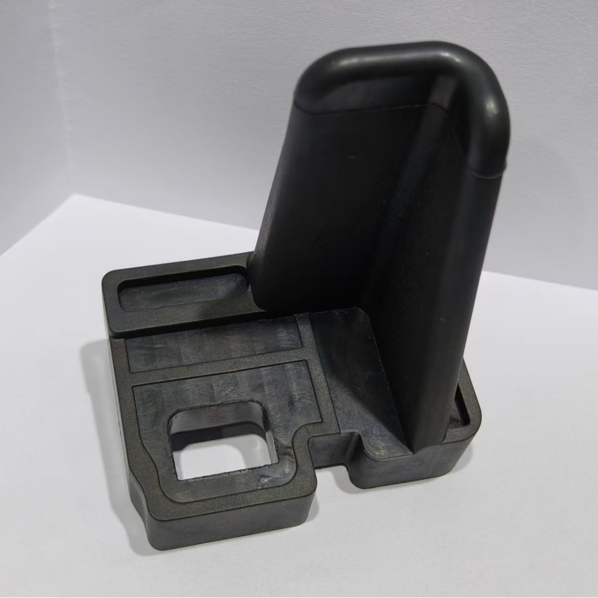 黑色橡胶减震块装载机工程机械减震配件耐磨损缓冲橡胶块