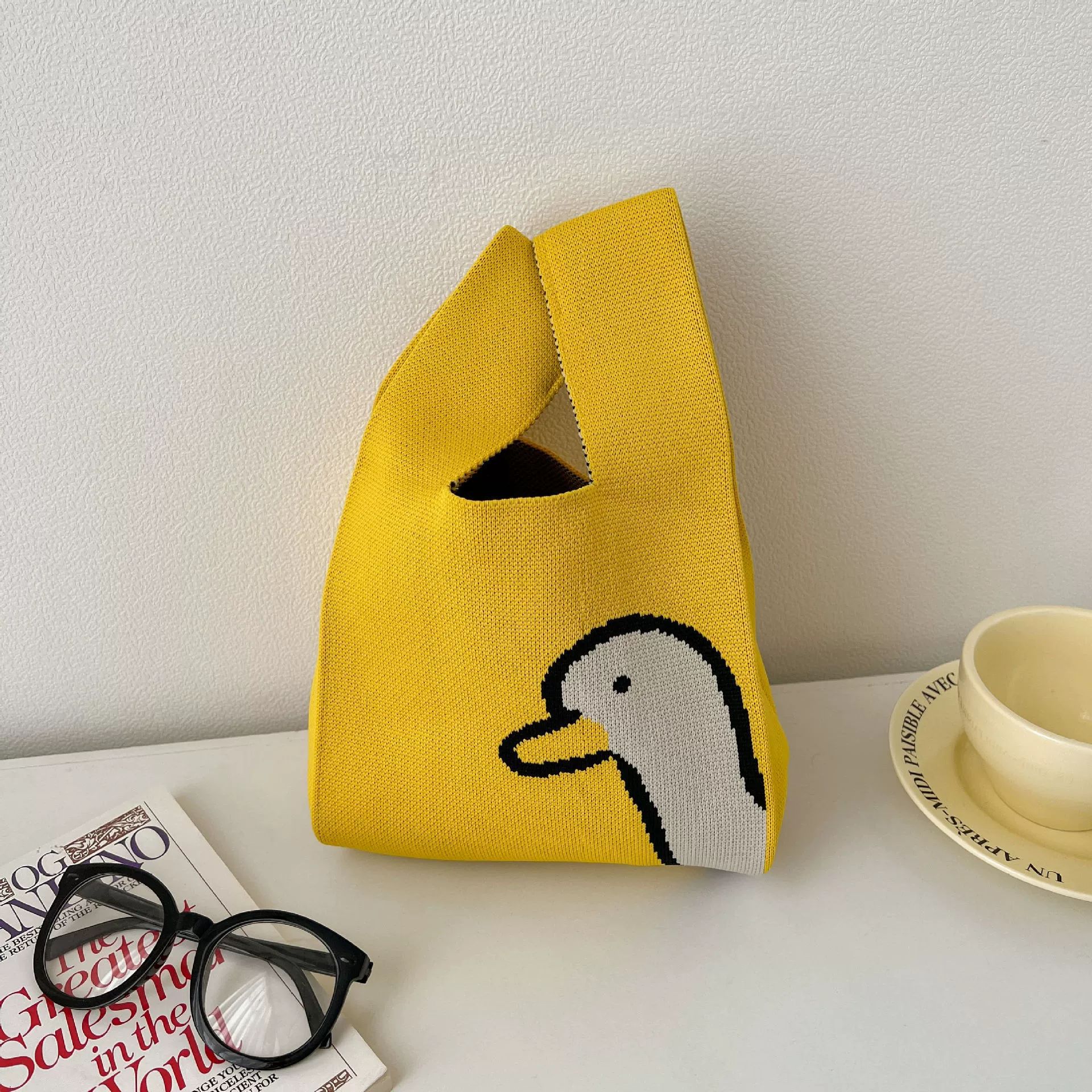 작은 노란 오리