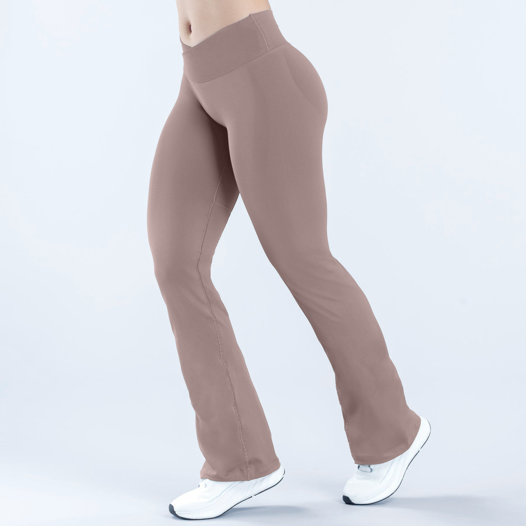 El cuerpo delgado y delgado, respirado y desnudo, pantalones de calzado de cintura alta y caderas, pantalones de calzado de calzado de calzado de calzado sin calzado. image 39