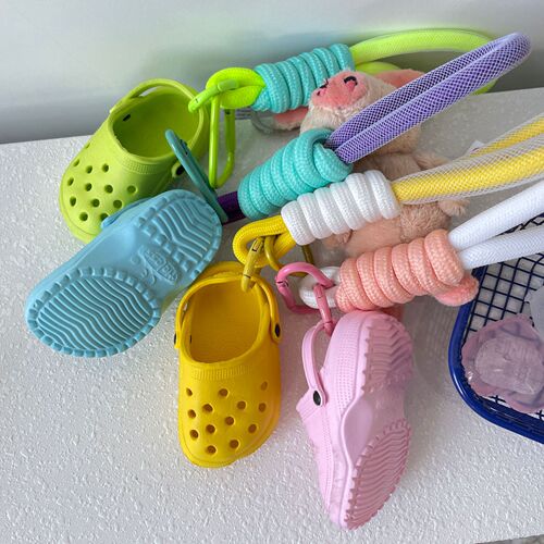 Handmade diy Crocs creative trinkets cartoon keychain accessories school bag pendant key chain gift GJ115